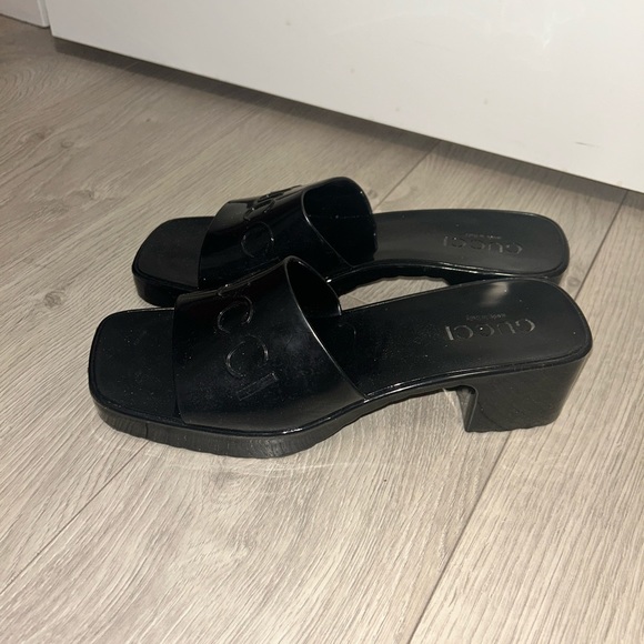 Gucci Women’s Jelly Sandal size 8 - Picture 3 of 6